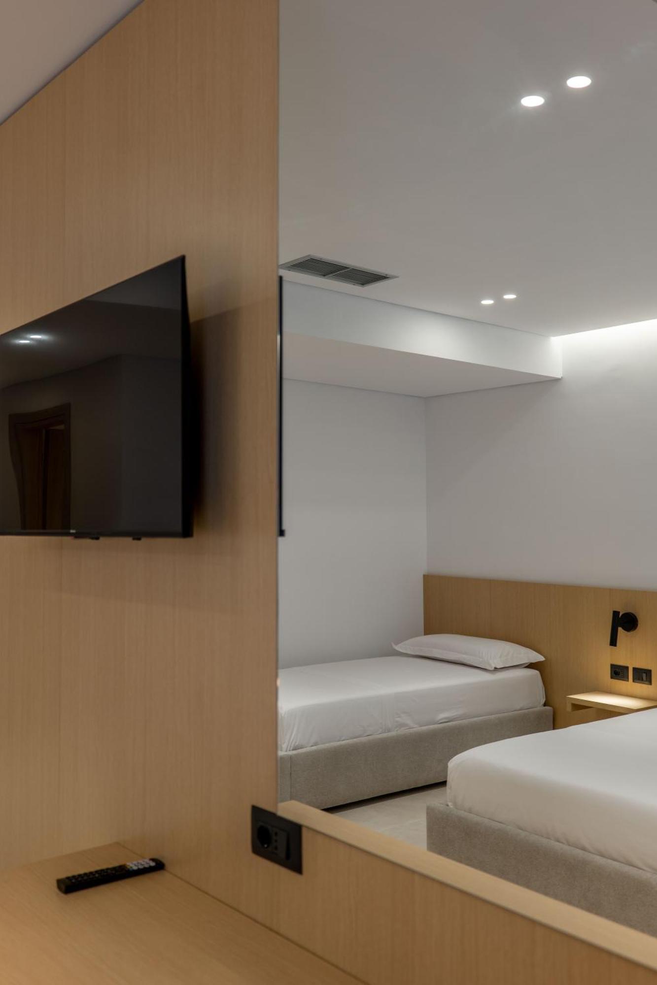 Austin Boutique Hotel Sarandë 외부 사진