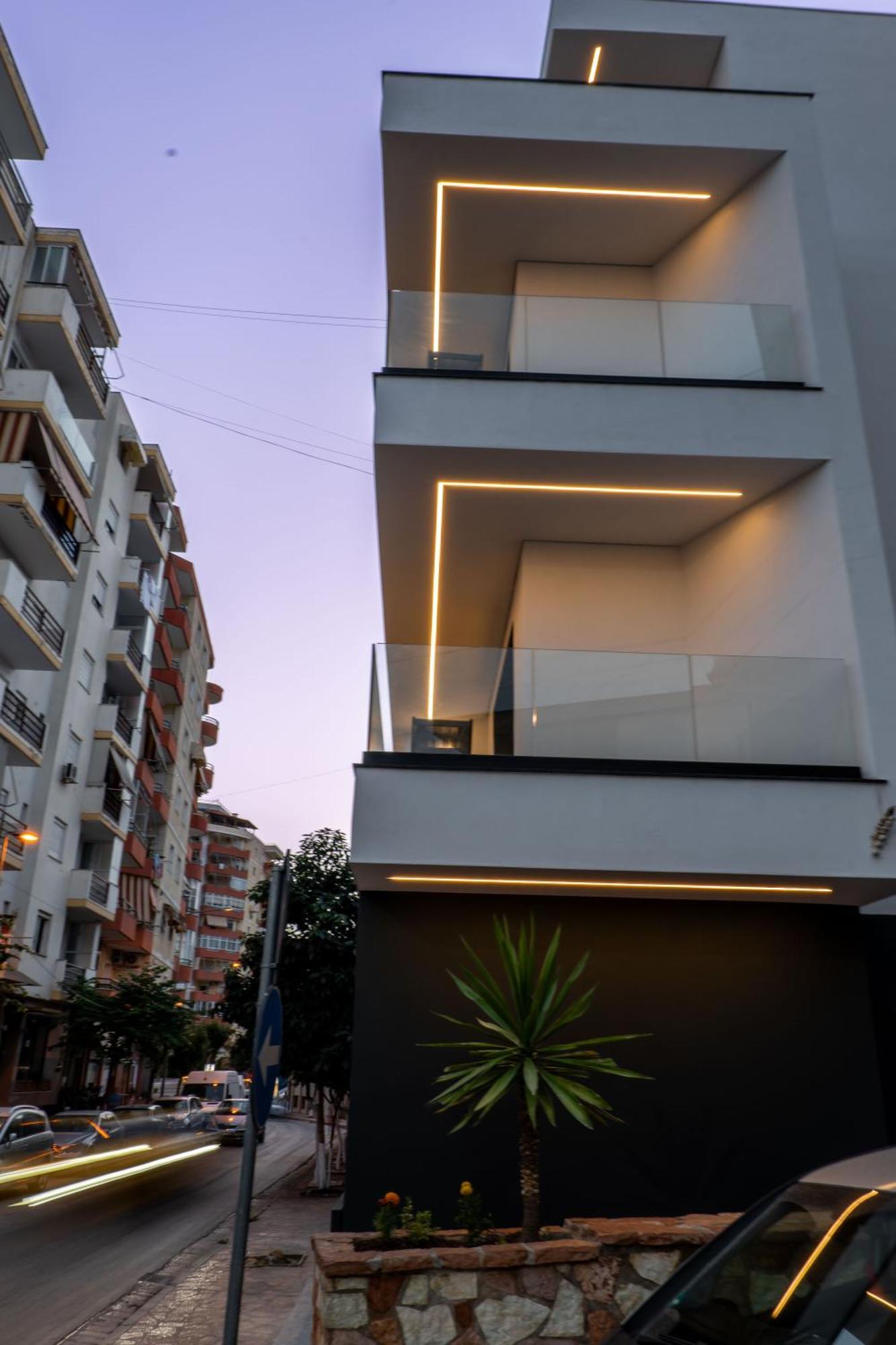 Austin Boutique Hotel Sarandë 외부 사진